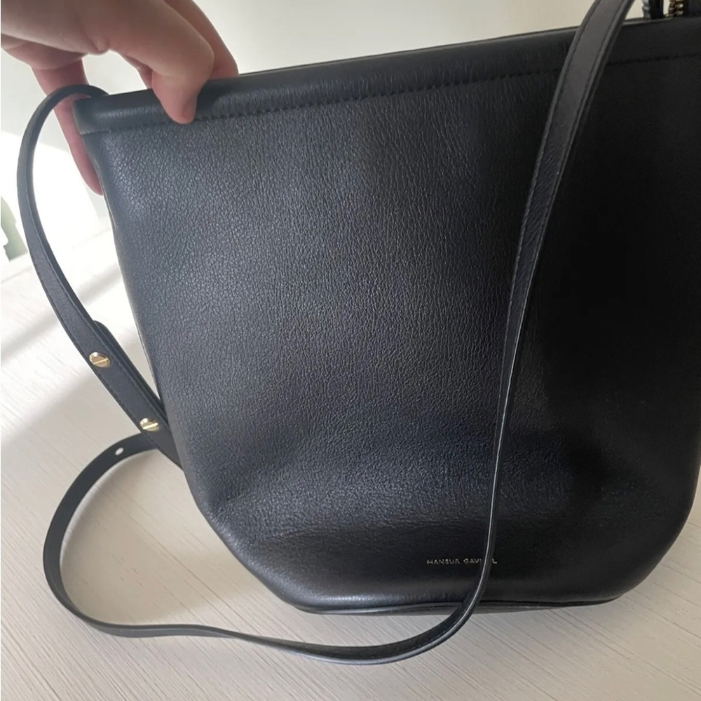 Mansur Garvruel zip bucket bag
